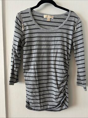 Michael Kohrs Gray & Black Striped Scoop Neck Top